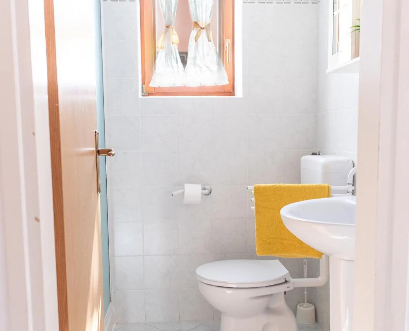 Apartment Nevera, Sea View And Private Parking Rabac