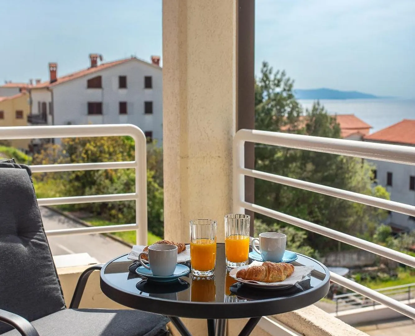 Apartment Nevera, Sea View And Private Parking Rabac